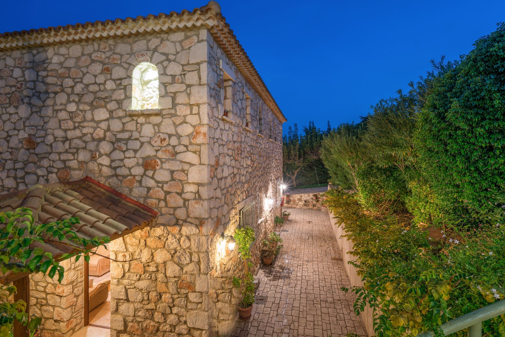 Myrties Stone Hotel